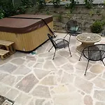 Gasthuis Chez Les Amis - Adults Only