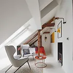 Chez Les Amis - Adults Only 4*