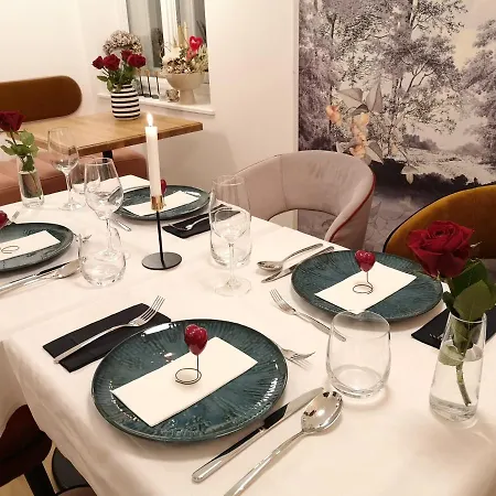 Chez Les Amis - Adults Only بالاتونزيبيد