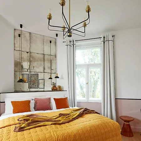 Chez Les Amis - Adults Only بالاتونزيبيد