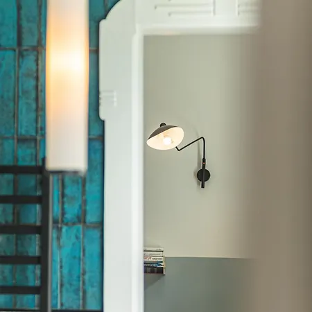 Chez Les Amis - Adults Only بيت ضيافة 4*