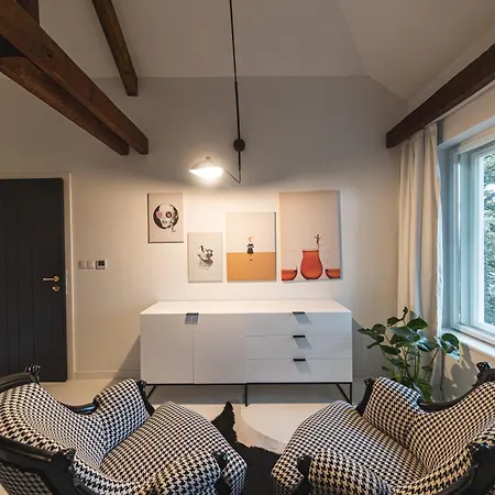 Guest house Chez Les Amis - Adults Only