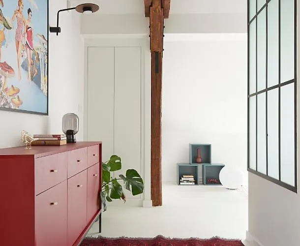 Chez Les Amis - Adults Only בית הארחה 4*