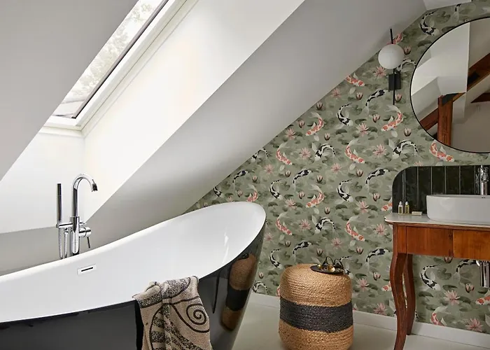 Chez Les Amis - Adults Only