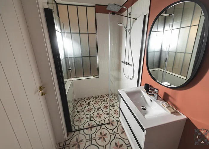 Chez Les Amis - Adults Only 招待所